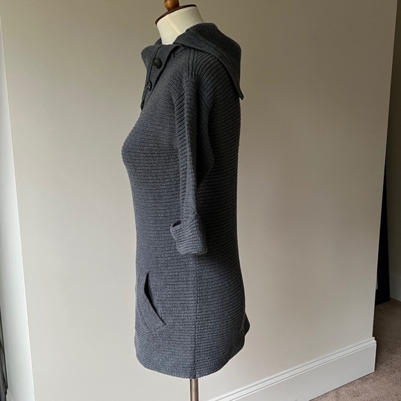 Ann Taylor Petite Gray XS 3/4 Sleeve Cowl/Turtleneck Sweater - Picture 4 of 12
